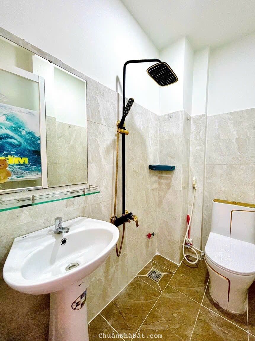 Chú Hai định cư Mỹ cần bán gần nhà đang cho thuê 15triệu/tháng. 58m2 2tỷ150 đường số 59 P14 Gò Vấp.