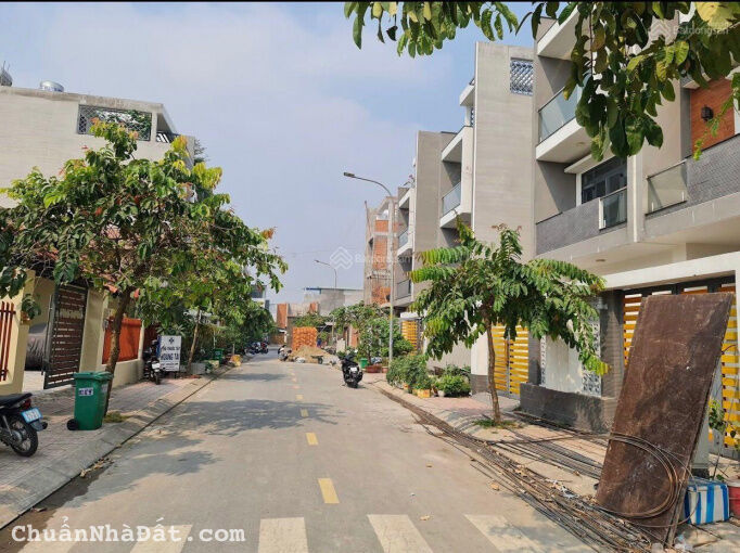 Cần bán lô đất 80m2 cạnh khu Villa An Phú Đông, MT đường An Phú Đông, P13, Quận 12. Giá chỉ 1 tỷ 9.