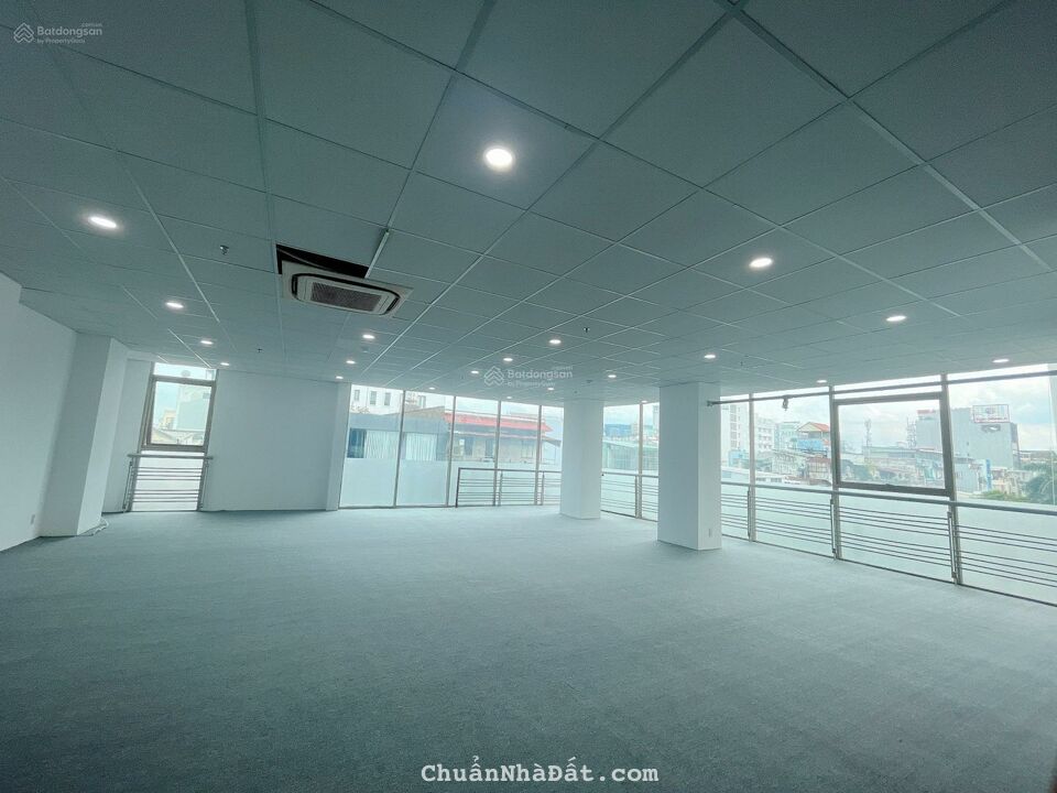 Cho thuê VP Quận Phú Nhuận  mới 100% đường Hồ Văn Huê, 220m2 giá rẻ 