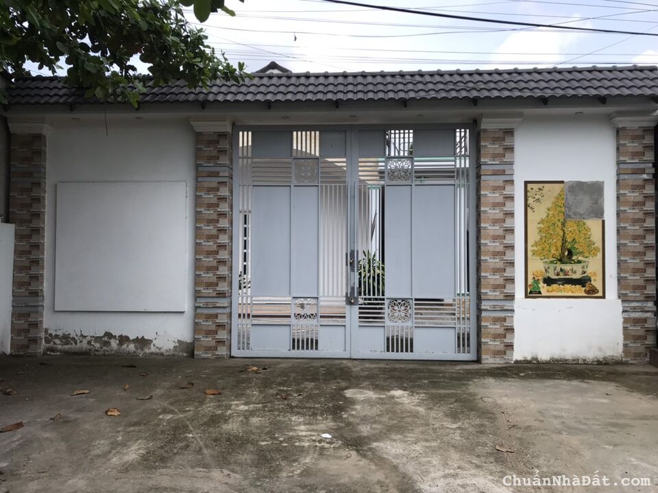 CHÍNH CHỦ CẦN BÁN GẤP NHÀ VÀ SÂN VƯỜN DỪA VỚI THỔ CƯ 300m² Tại Trà Vinh