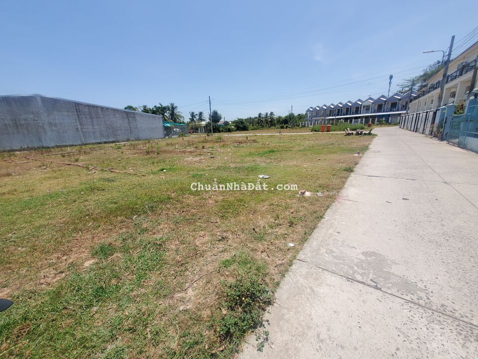 BÁN GẤP 7 NỀN THỔ  CƯ NỘI Ô TRÀ VINH
