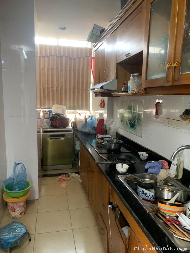 Bán chung cư Nam Trung Yên Cầu Giấy diện tích 71m2 giá bán 2.67 tỷ