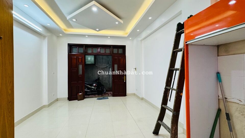 Bán nhà Trần Cung Bắc Từ Liêm diện tích 35m2 giá bán 5.05 tỷ