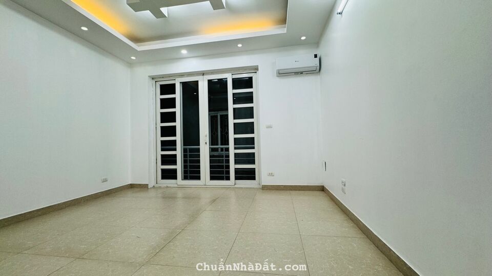 Bán nhà Trần Cung Bắc Từ Liêm diện tích 35m2 giá bán 5.05 tỷ