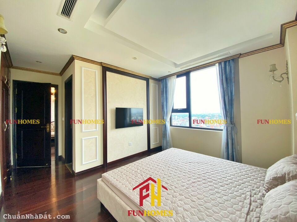 Cho thuê căn hộ rẻ nhất tòa HC Golden, 87m2 3PN 2wc giá chỉ 18tr/th: Lh 0976620540