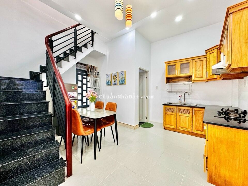 124. BÁN NHÀ ĐẸP GÓC 2 MT THÔNG XE HƠI TT P16