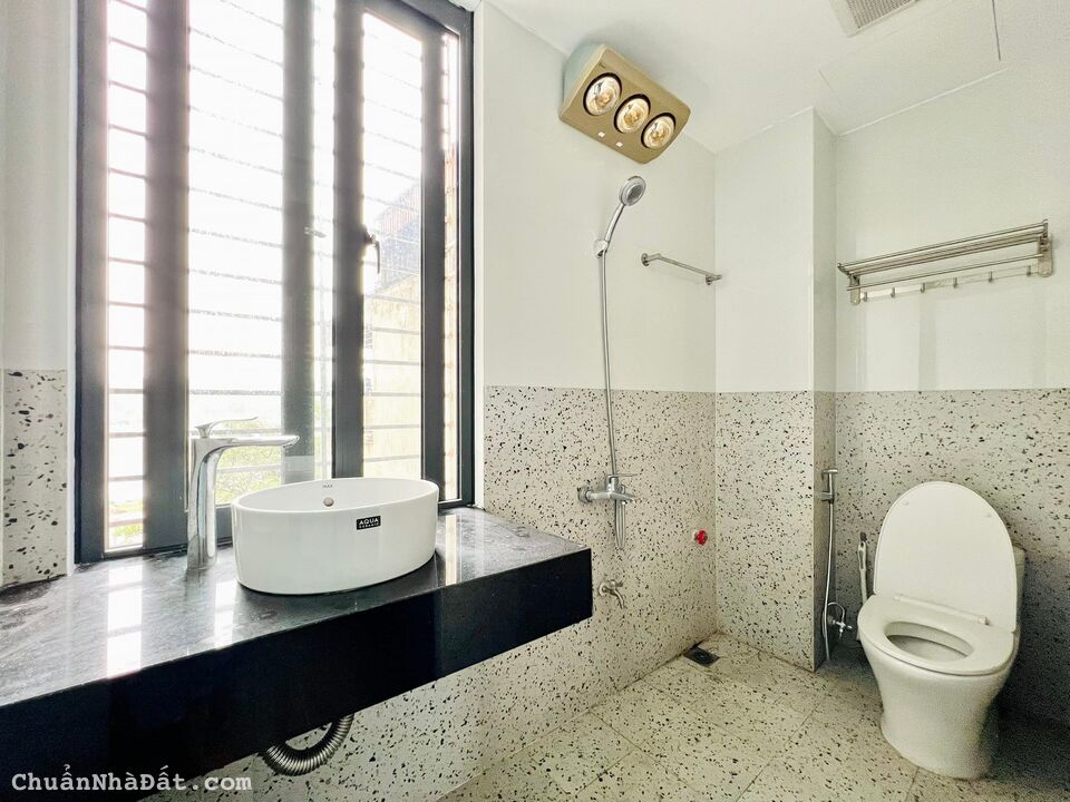 BÁN NHÀ MỚI ĐẸP 20M RA PHỐ 45M 8T MT3.5 7.5 TỶ KIM MÃ Ô TÔ TRÁNH KINH DOANH