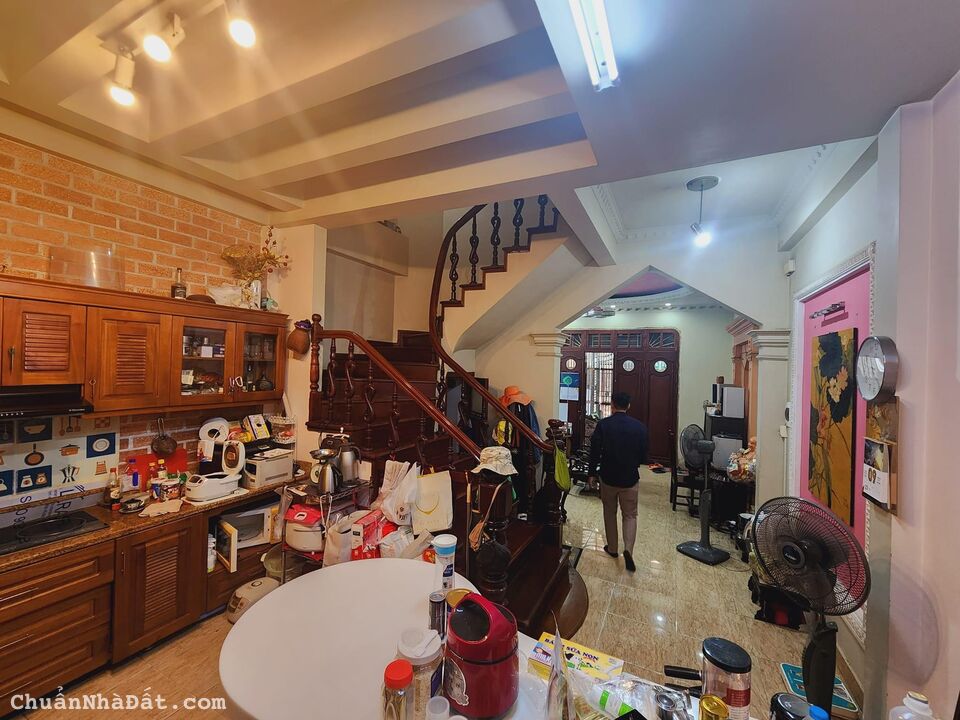 NHÀ ĐẸP NGÕ THÔNG 2 THOÁNG TRƯỚC SAU 55M2 5T MT4.5 7 TỶ DƯƠNG QUẢNG HÀM CẦU GIẤY KINH DOANH OTO ĐỖ 