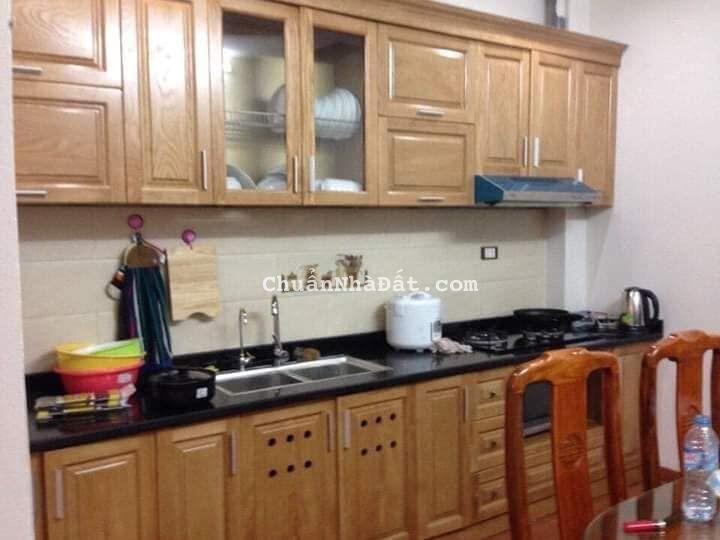 BÁN NHÀ ĐẸP Ở LUÔN 40M2 5T 6 TỶ HOÀNG HOA THÁM 2 MẶT THOÁNG