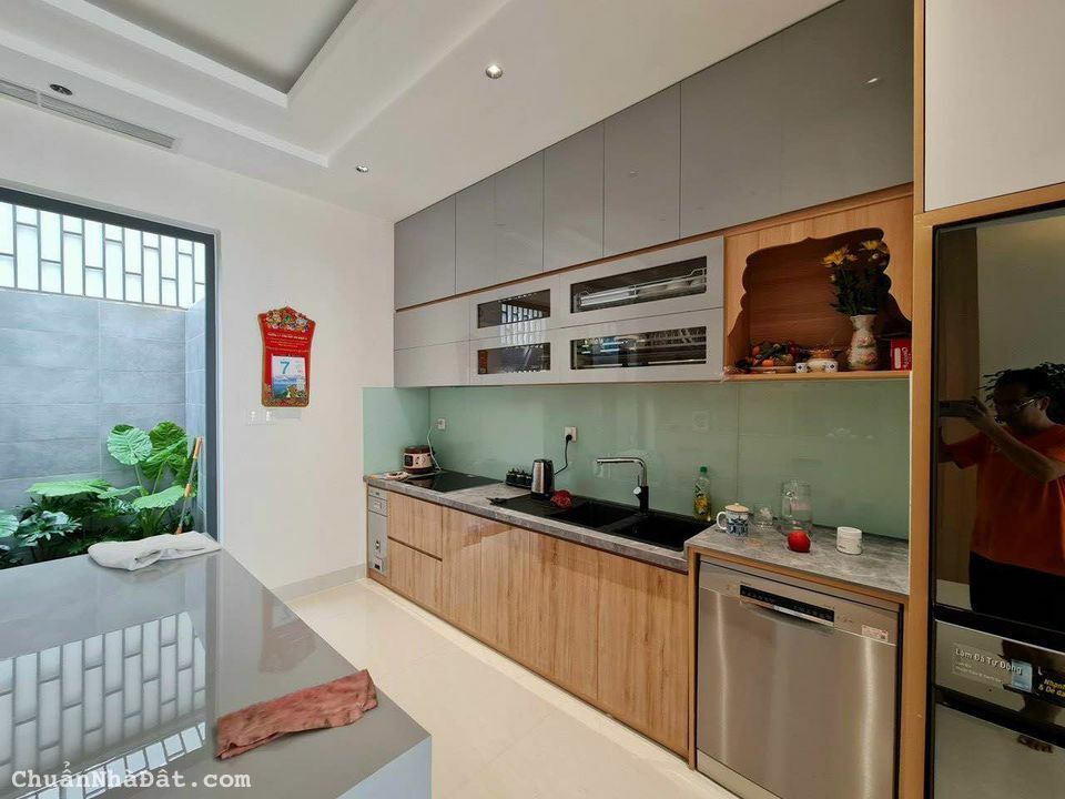 Cho thuê nhà nguyên căn 3pn Khu đô thị Mỹ Gia, gói 8 The Capella, giá 30tr/tháng