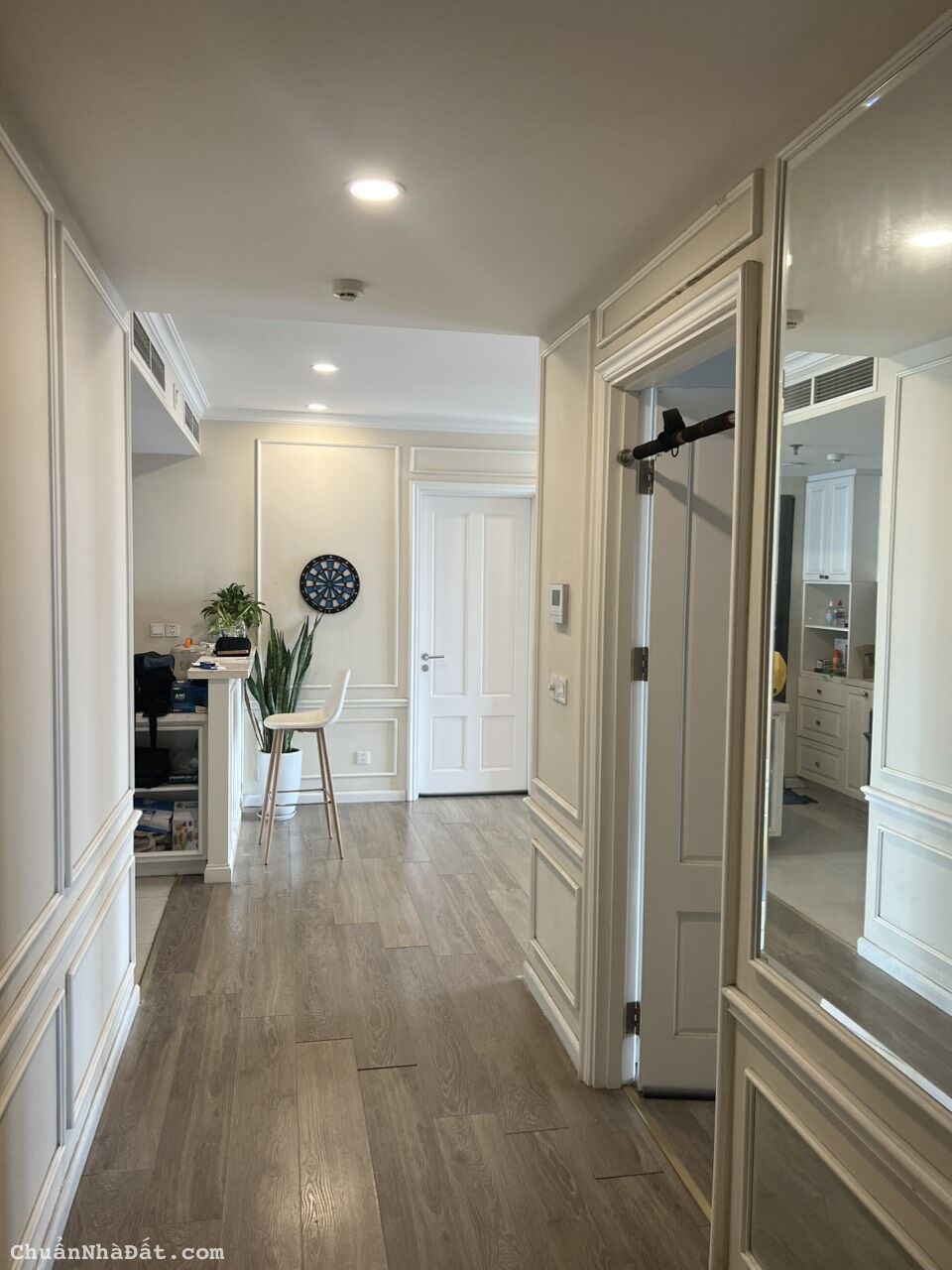 Cho thuê chung cư đẹp full nội thất, tòa Atermis Lê Trọng Tấn, Thanh Xuân 110m giá 23tr