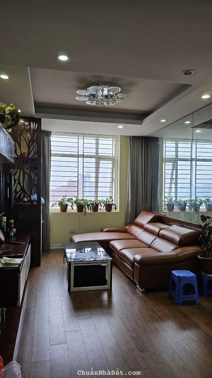 Cho thuê chung cư CT3B Hoàng Quốc Việt Cầu Giấy 105m - 16tr, full nội thất, slot oto 