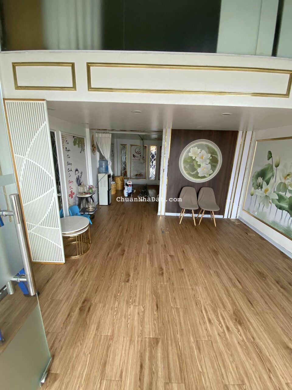 Cho thuê nhà MP Vũ Tông Phan - Thanh Xuân  50m x 5T giá 25tr, vỉa hè rộng rãi, KD 