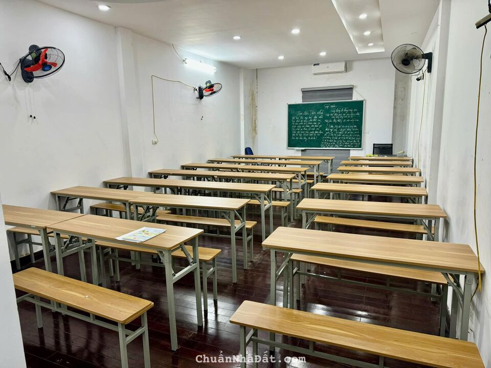 Cho thuê nhà mặt phố Nguyễn Khang Cầu Giấy 65m x 6T giá 36tr, kinh doanh nhiều loại hình Cho thuê nhà mặt phố Nguyễn Khang Cầu Giấy 65m x 6T giá 36tr, kinh doanh nhiều loại hình