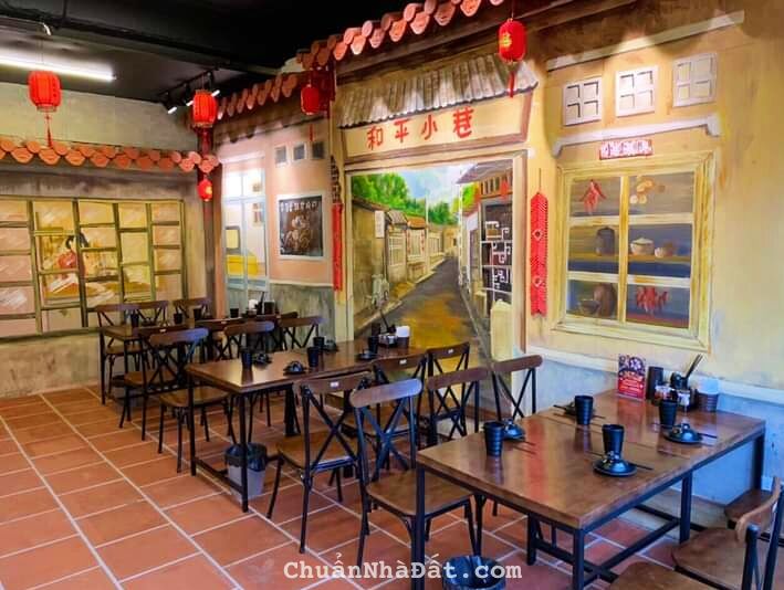 Cho thuê nhà mặt phố Nguyễn Phong Sắc Cầu Giấy vỉa hè rộng 60m*5T