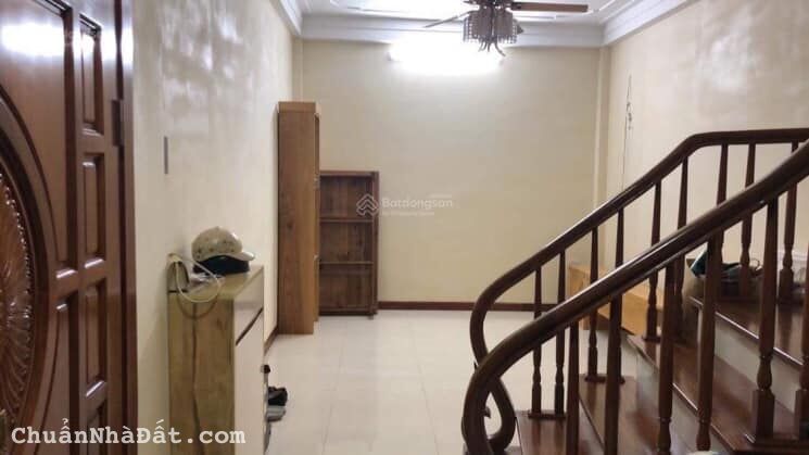 Cho thuê nhà Đại Đồng - Khâm Thiên - Đống Đa - 35m - 5 tầng, 3N khép kín  - 13.5 triệu