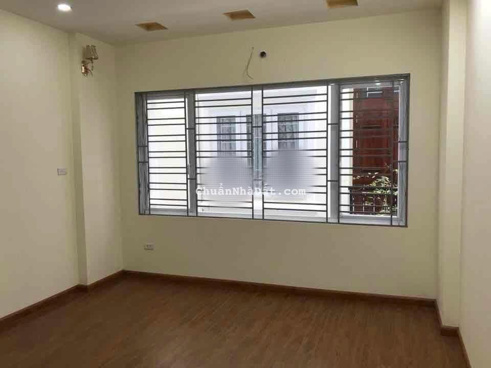 Cho thuê nhà ngõ ô tô phố Bạch Mai, Hai Bà Trưng 35m x 5T - 4N4VS giá 13 triệu