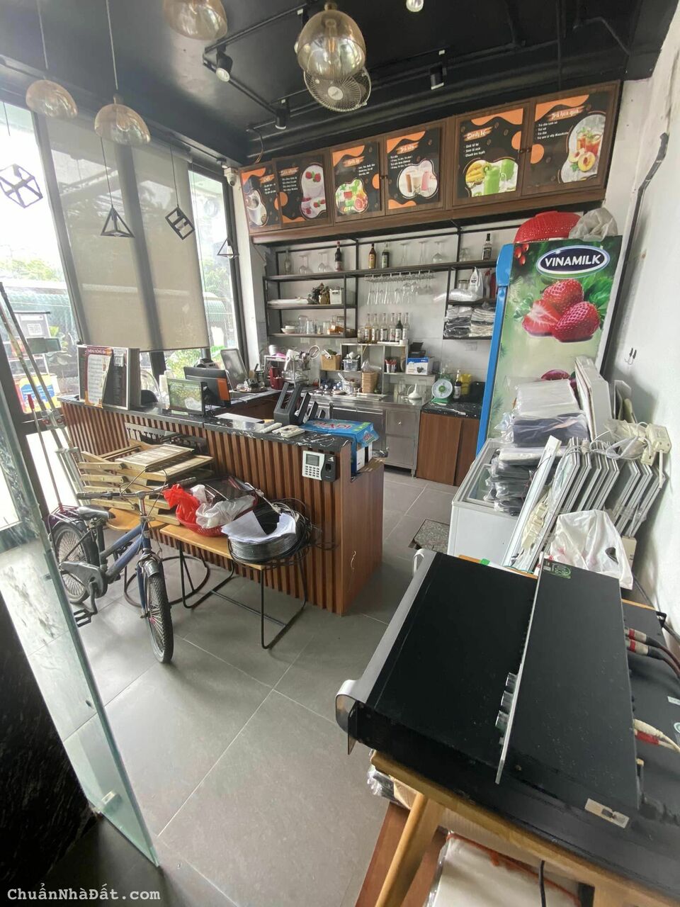 Cho thuê nhà ngõ ô tô, lô góc, thang máy, KD  Chùa Bộc - Đống Đa 80m x 6T giá 50tr