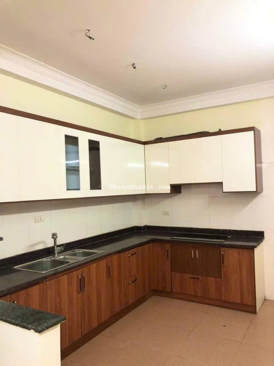 Cho thuê nhà Giáp Nhất - Giáp Royal City, Thanh Xuân 52m x 4T - 5P giá 17tr, NHÓM 10ng