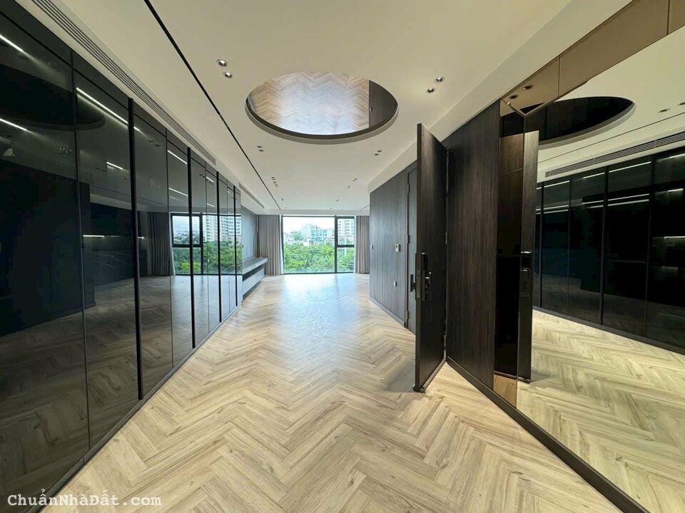 Cho thuê tòa nhà Hoàng Quốc Việt, Cầu Giấy 100m x 6T giá 60TR, THANG MÁY, xây mới, ô tô