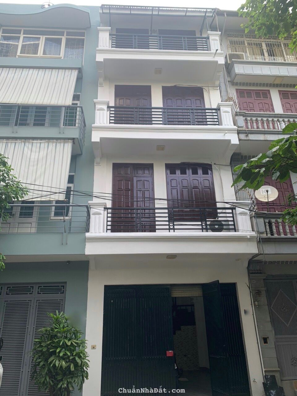 Cho thuê nhà liền kề Lưu Hữu Phước - Nam Từ Liêm 70M x 5T giá 25tr, nhà đẹp, ô tô tránh