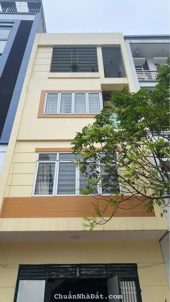 Cho thuê nhà LK KĐT Kiến Hưng Mậu Lương Hà Đông 60m x 4T giá 15 triệu, full nội thất, ô tô