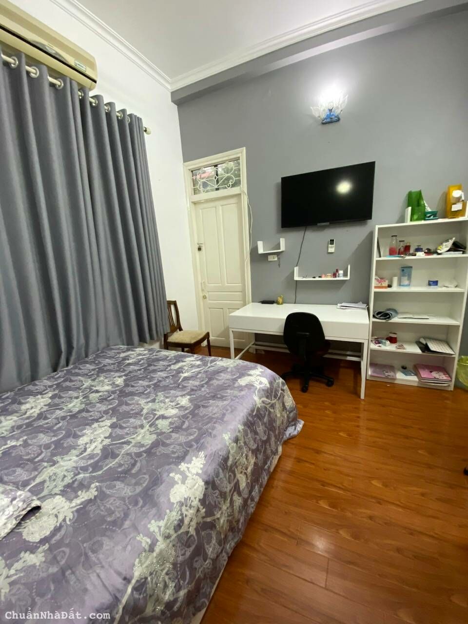 Cho Thuê Biệt Thự sân Vườn Thụy Khuê, Tây Hồ DT 210m x 3T giá 19 triệu, đủ đồ 