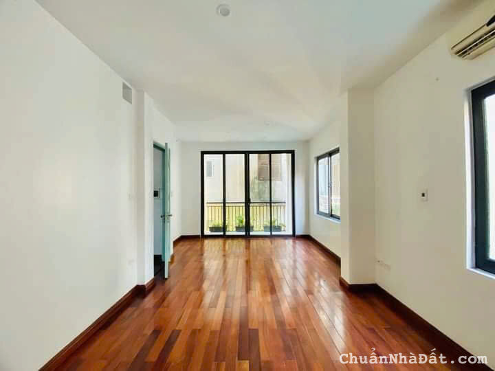 Cho thuê nhà nguyên căn Trịnh Công Sơn, Tây Hồ 55m x 6T - 5 ngủ giá 15 triệu