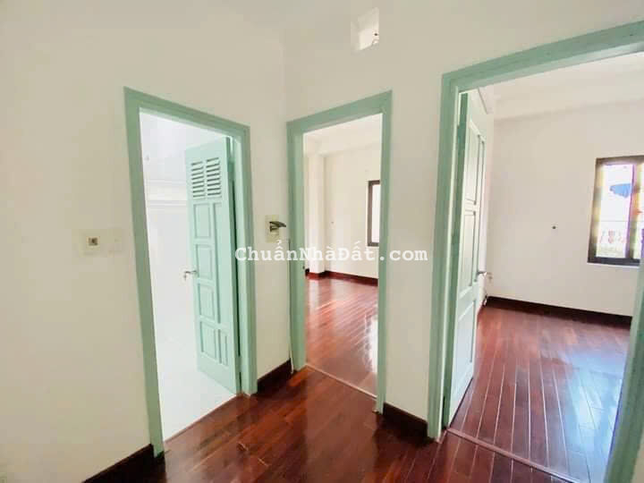 Cho thuê nhà nguyên căn Trịnh Công Sơn, Tây Hồ 55m x 6T - 5 ngủ giá 15 triệu