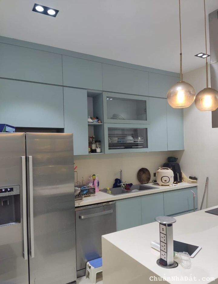 Cho thuê nhà LK Văn Phú Hà Đông 80m x 4T giá 20 triệu, phân lô, ô tô