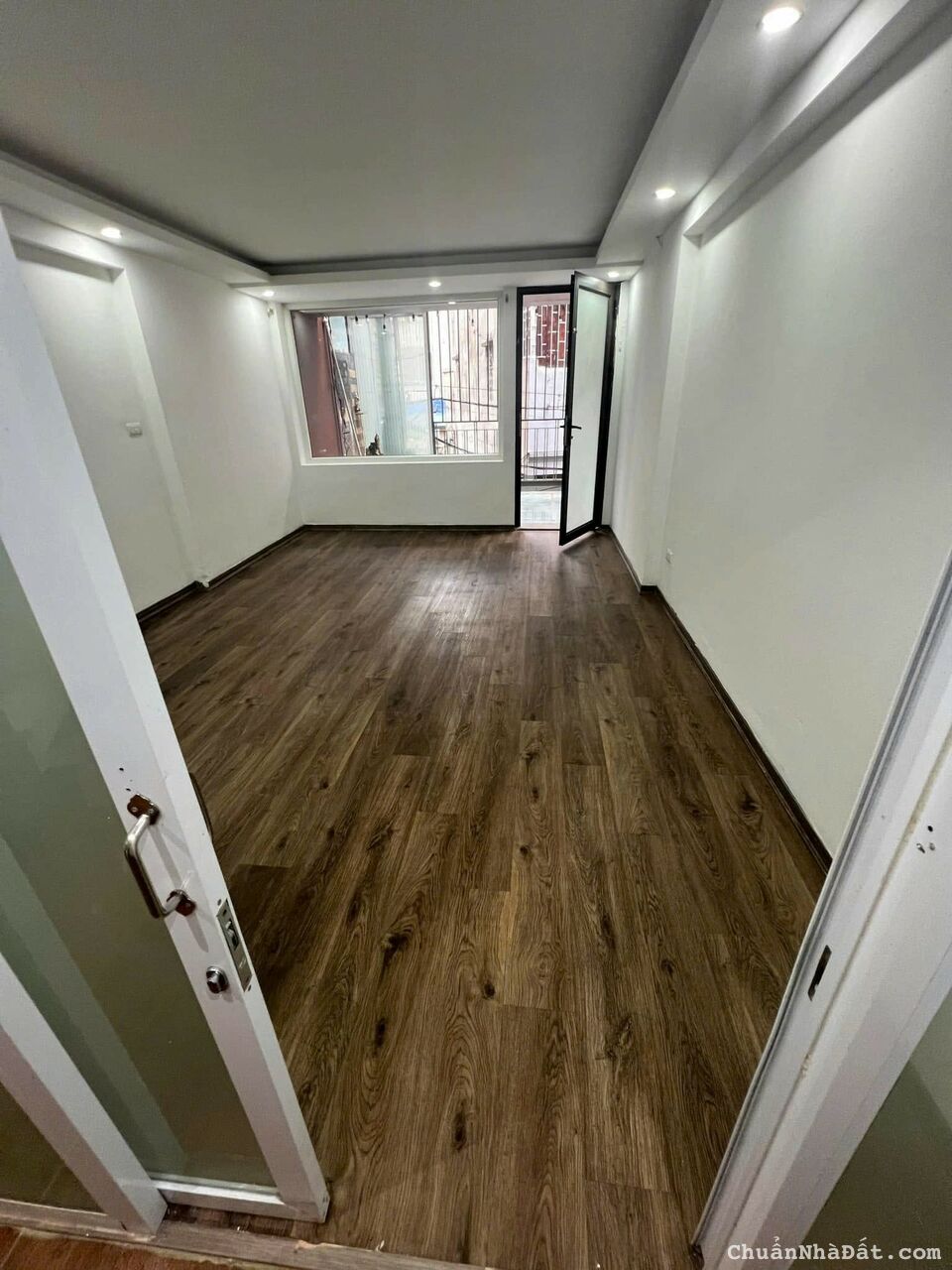 Cho thuê nhà ở ngõ ô tô Văn Quán, Hà Đông 65m x 4T - 4 ngủ giá 17.5 triệu