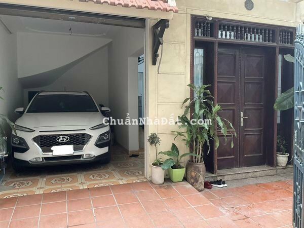 Cho thuê nhà Đội Cấn, Ba Đình 90m x 5T - MT 7M giá 32tr, ô tô, kinh doanh Cho thuê nhà Đội Cấn, Ba Đình 90m x 5T - MT 7M giá 32tr, ô tô, kinh doanh