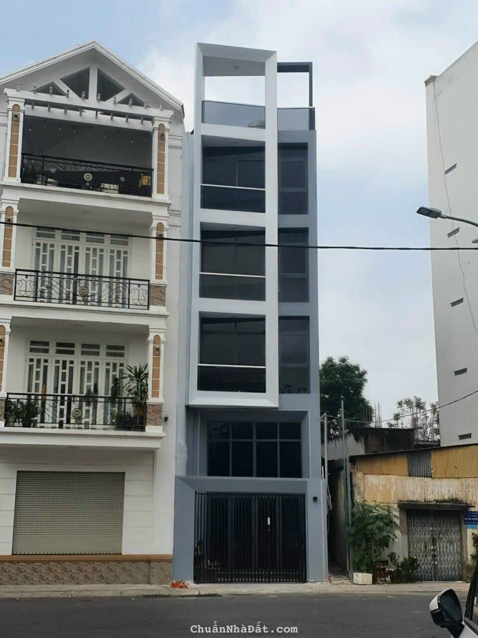 Hàng tốt của Quận 1, MT Nguyễn Văn Nguyễn, P.Tân Định Q1. DT 4,6x15m, trệt 5 lầu thang máy, giá 22 