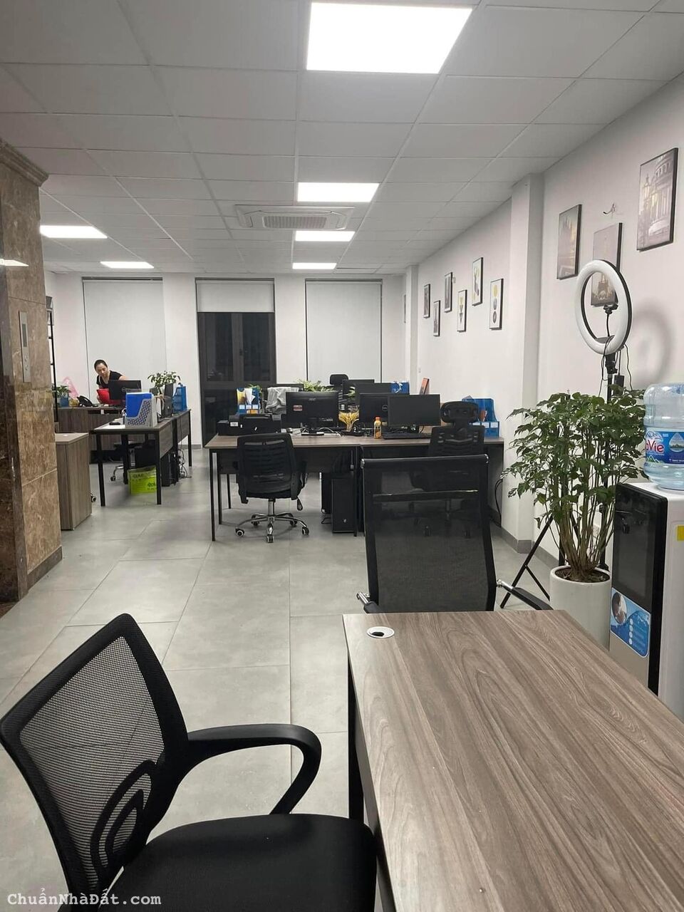 Bán nhà Cầu Giấy, phố Quan Nhân chỉ 25 tỷ, 60m2, 9T, MT5,5m, Phân lô, Kd, nhà mới, Dòng tiên