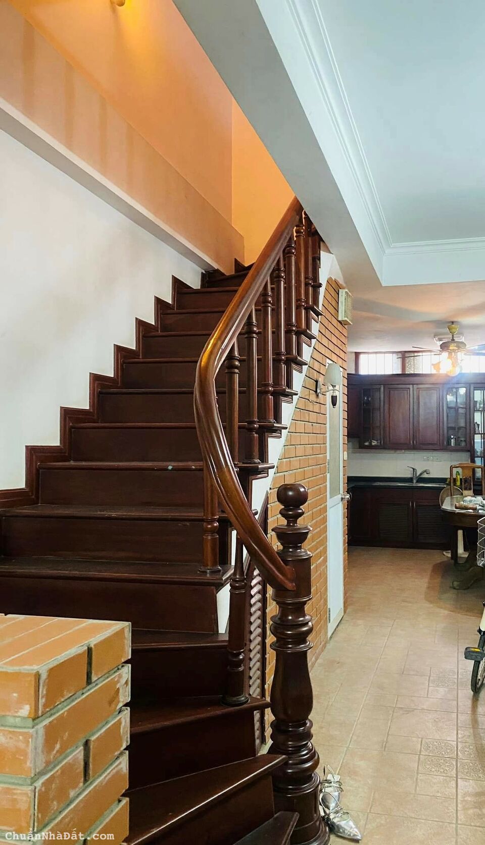 Bán nhà Đống Đa, phố Tây Sơn chỉ 12 tỷ, 45m2, 4T, MT5.6m, KD đỉnh, Ô tô đỗ