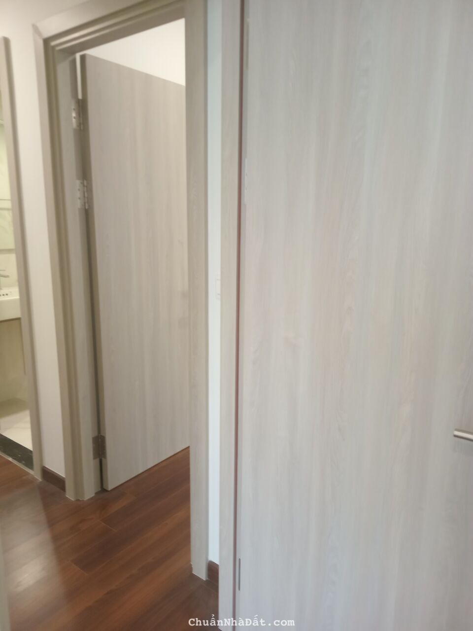 CC VINHOMES SMART CTY. CC VINHOMES SMART CTY.