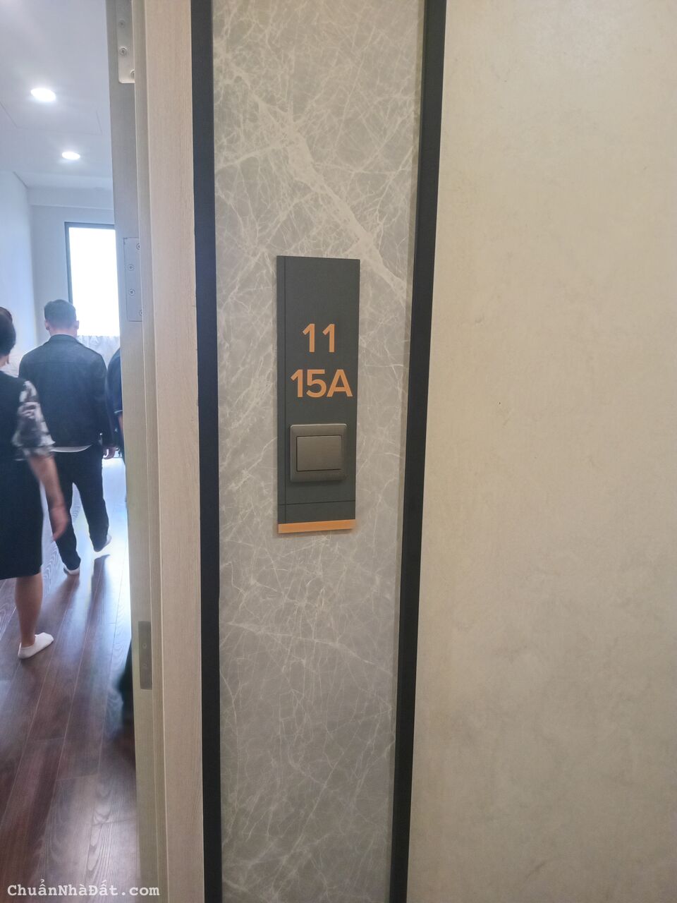 CĂN HỘ CHUNG CƯ THÔNG MINH vinhomes smart Cty. 