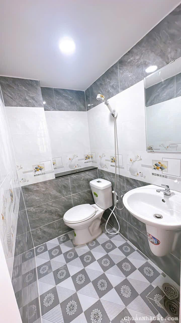 Nhà 41m2, Nguyễn Thái Sơn P5, Gò Vấp. Xây 1 lầu, hẻm 6m. Gần chợ Gò Vấp giá 2 tỷ 6