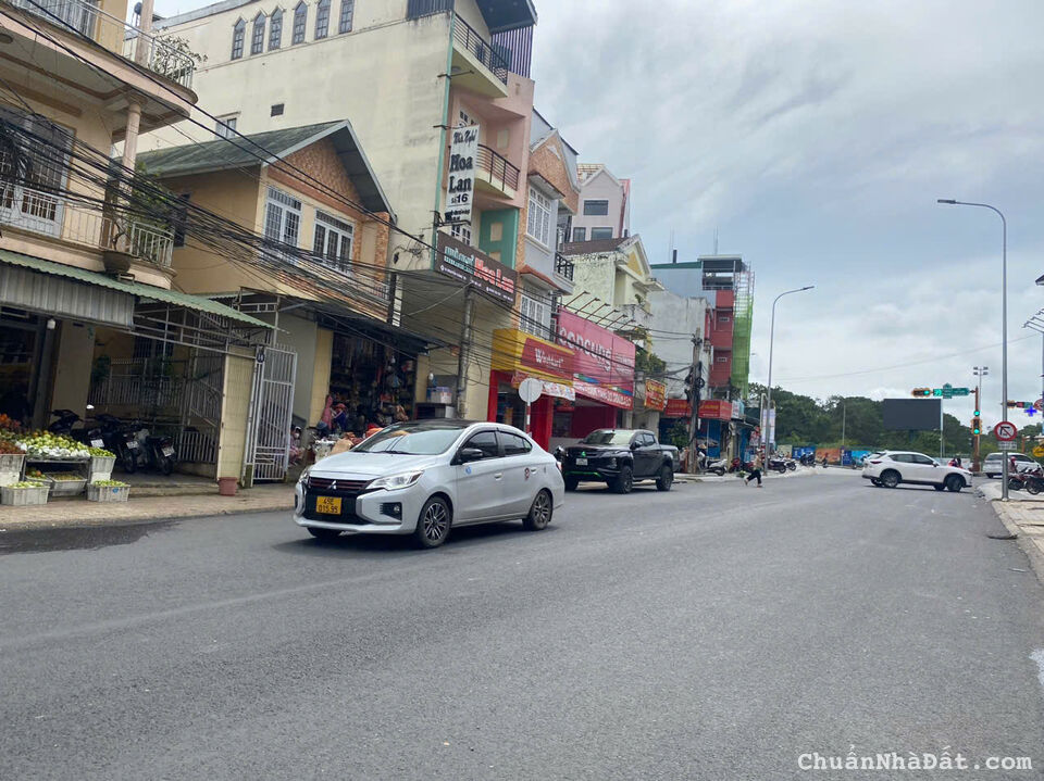 nhà mặt tiền khu ngã năm đại học - Đà Lạt nhà mặt tiền khu ngã năm đại học - Đà Lạt