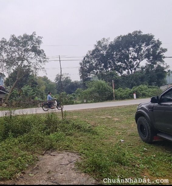      Đất thổ cư mặt đường trục chính trung tâm Lạc Thủy