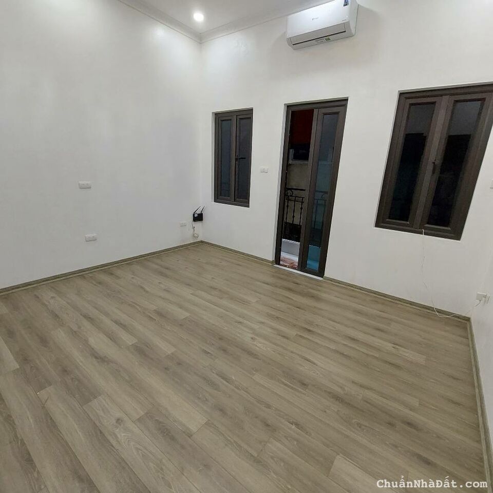 Trương Định, gần ngã tư Đại La. Nhà 5 tầng đẹp nhất trong phân khúc 4 tỷ