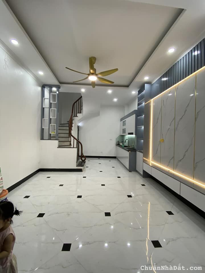 Trương Định, gần ngã tư Đại La. Nhà 5 tầng đẹp nhất trong phân khúc 4 tỷ