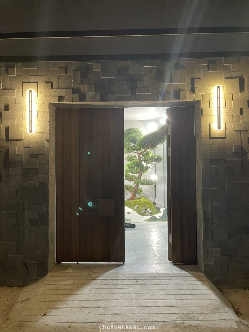 Bán biệt thự 2 mặt tiền hẻm 6m, nôi thất hiện đại, Đường số 8, P11, Gò Vấp, 6x18m - 12.5 Tỷ