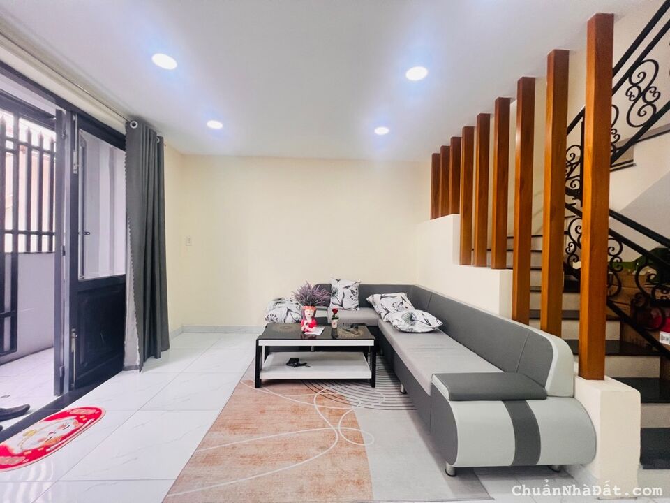 Căn góc 2 mặt thoáng, ô tô đến nhà, 58m2 nở hậu, 5.9 Tỷ , 3 tầng, Lý Thường Kiệt, P4, Gò Vấp.