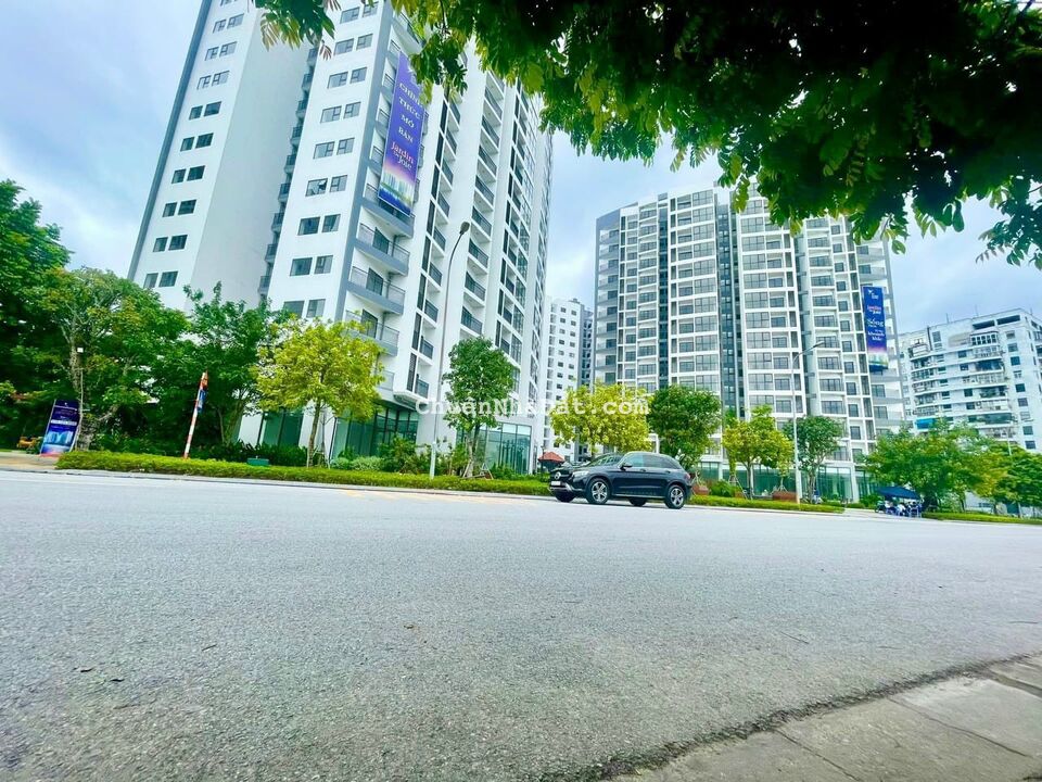 Bán căn 2PN 2WC, 77m2 view hồ Sài Đồng , tòa L1 tầng trung, thanh toán sớm ck 2% vào giá bán