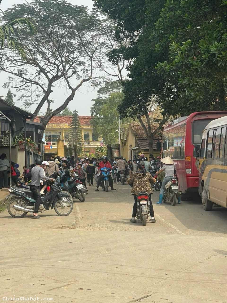 ( Cực hiếm) Bán đất gần trường cấp 1 Tu Vũ, 432m2 MT 17,2m - Chỉ 750 triệu