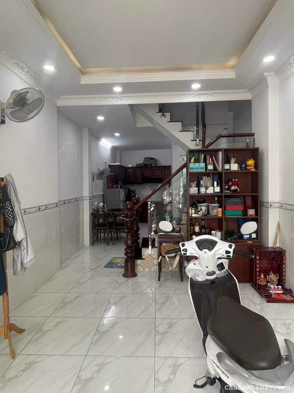 Bán nhà hẻm xe hơi 48m2 – 2 phòng ngủ, khu Him-lam, Trần Xuân Soạn, Quận 7.