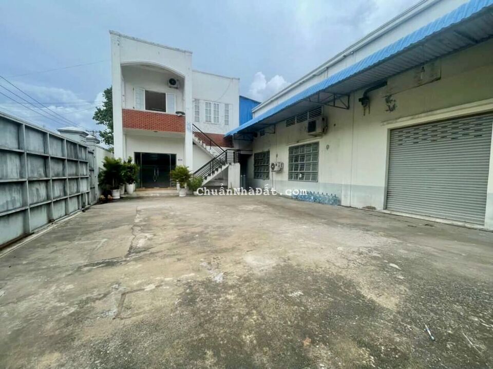 Bán xưởng Quận 12. Đã có kết cấu. Pháp lý rõ ràng, 1,070m2 1/ Hiệp Thành