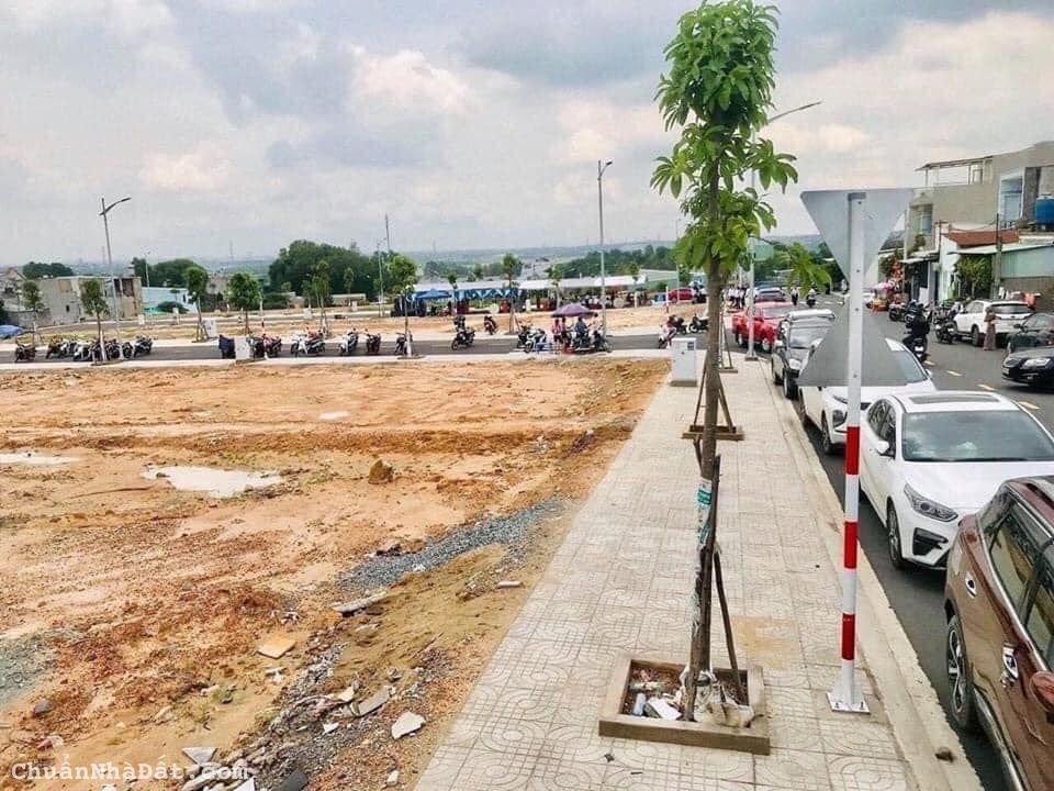 Cần bán nền đất gần trung tâm thị xã bến cát bình dương . 