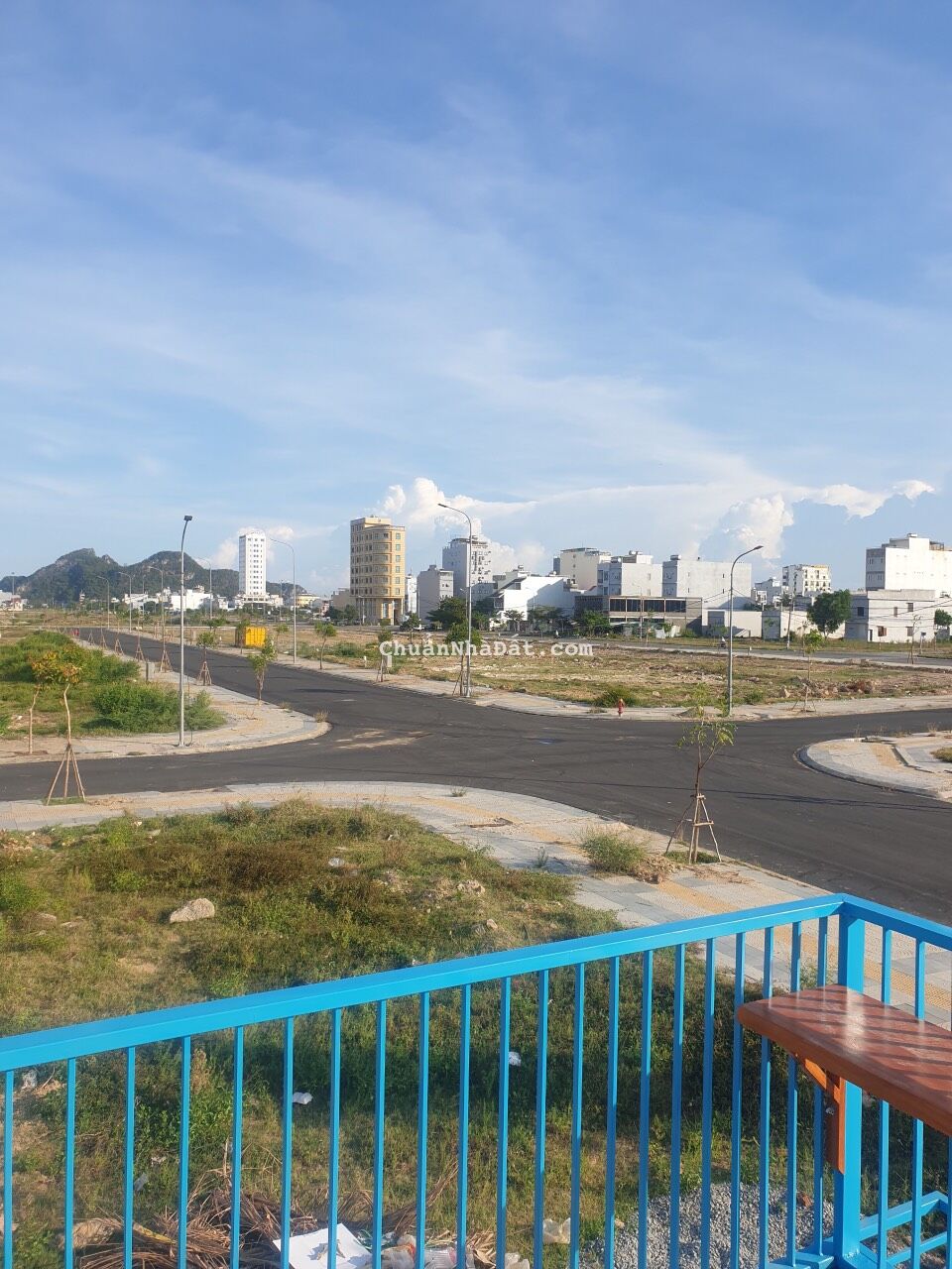 Cần bán lô góc Bùi Tá Hán (đường 20m) giao với Nguyễn Đức Trung. Tam Kỳ. 286m, ngang 11m vuông vức Cần bán lô góc Bùi Tá Hán (đường 20m) giao với Nguyễn Đức Trung. Tam Kỳ. 286m, ngang 11m vuông vức